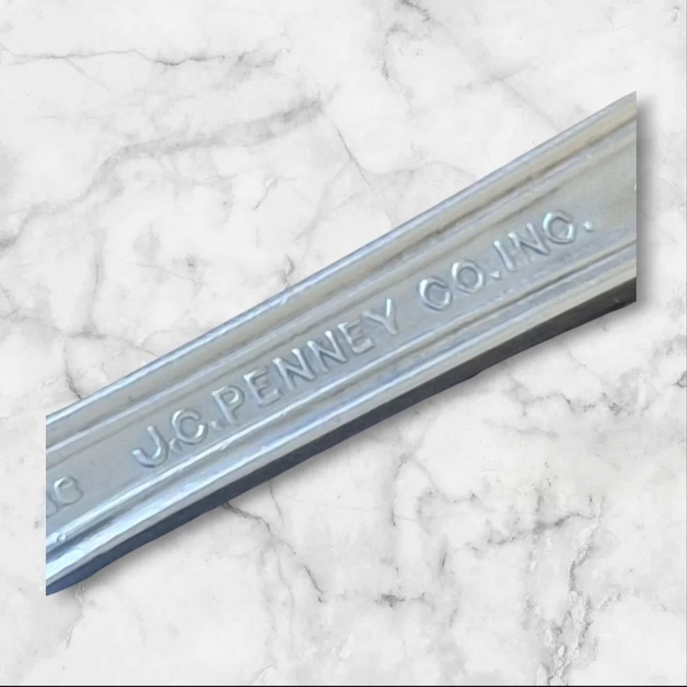 Vintage JC PENNEY INC. Silver Butter Knife - Picture 7 of 11